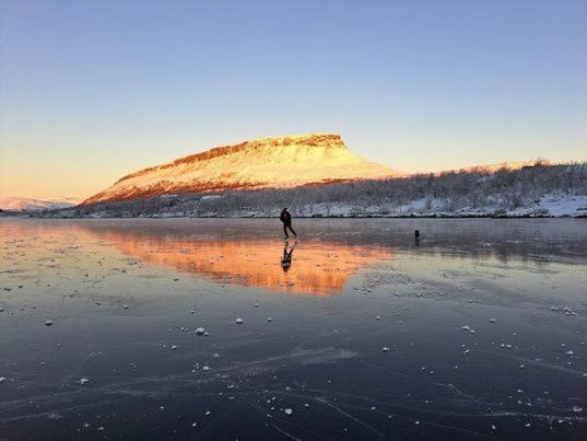 Appartamento Ahma Moekki Kilpisjärvi Esterno foto
